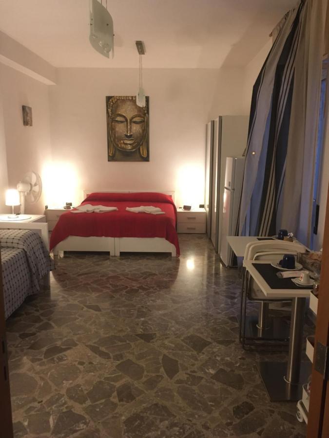 Blackboard House Otel Bari Dış mekan fotoğraf