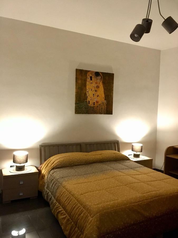 Blackboard House Otel Bari Dış mekan fotoğraf