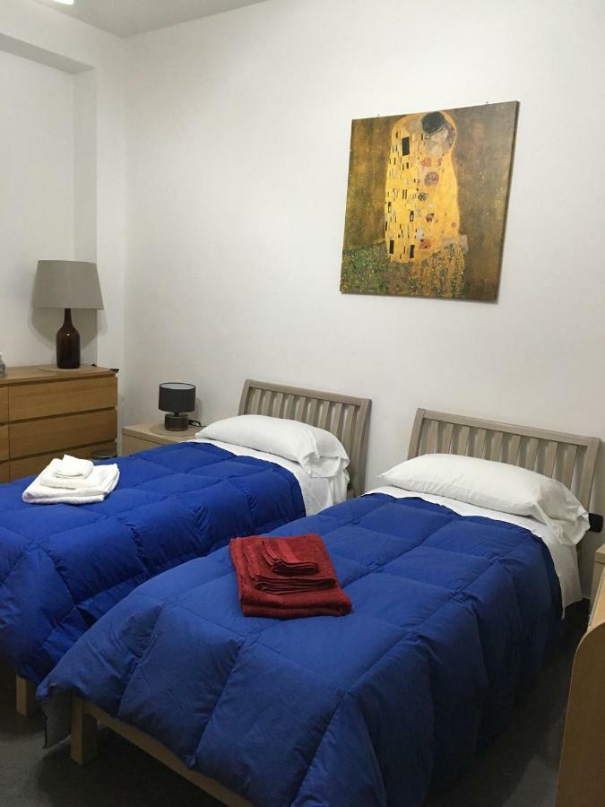 Blackboard House Otel Bari Dış mekan fotoğraf