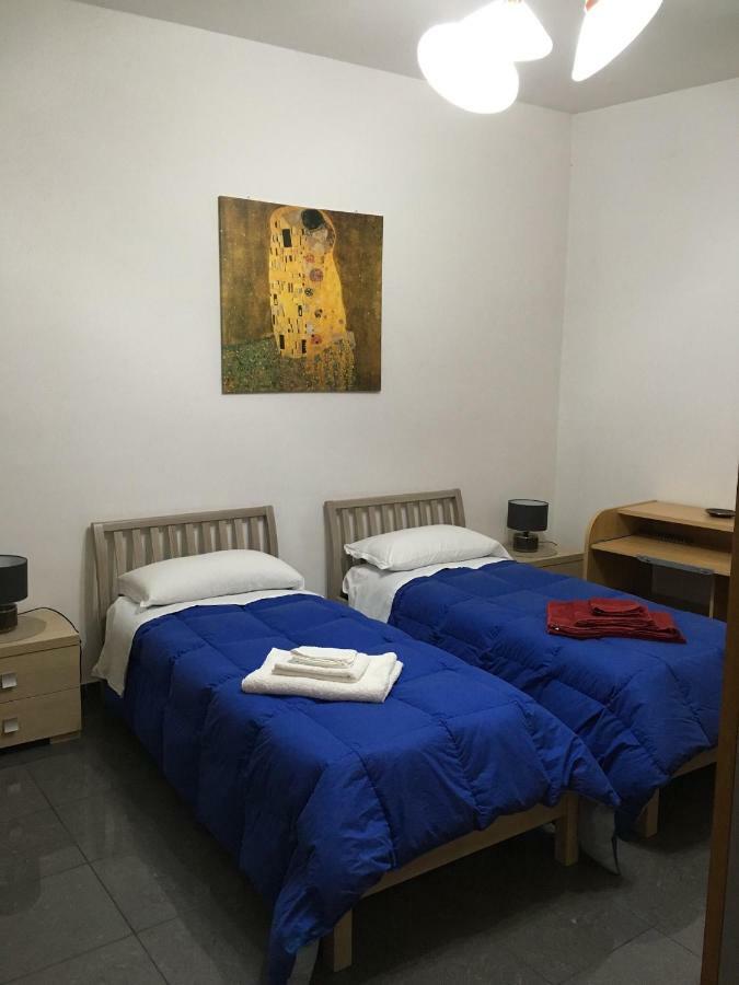 Blackboard House Otel Bari Dış mekan fotoğraf
