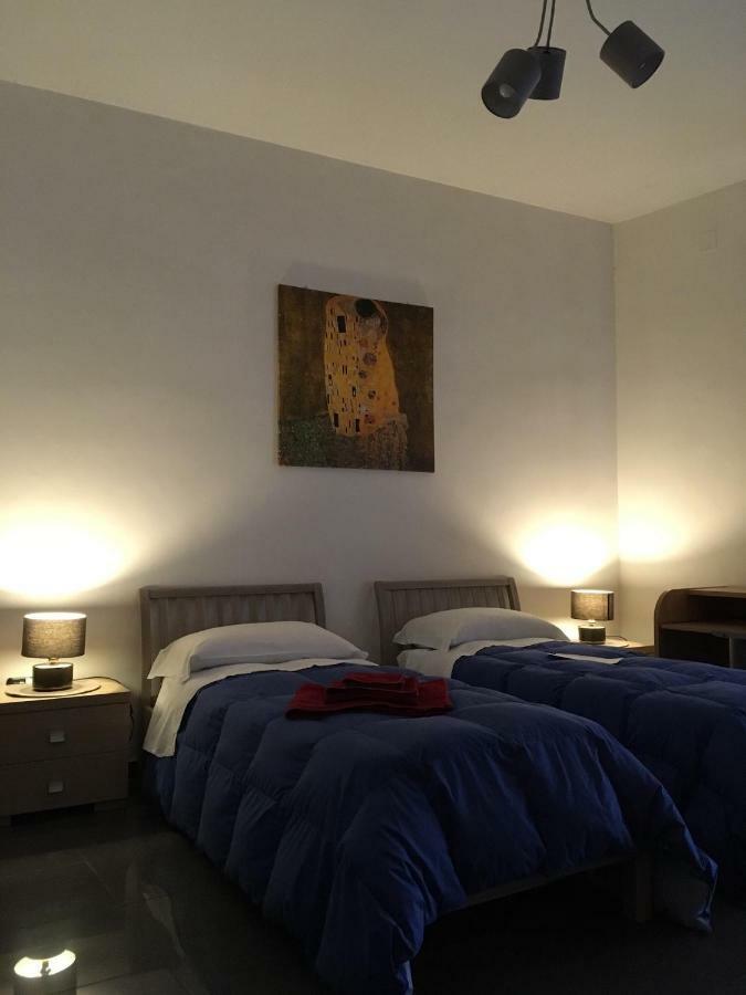 Blackboard House Otel Bari Dış mekan fotoğraf