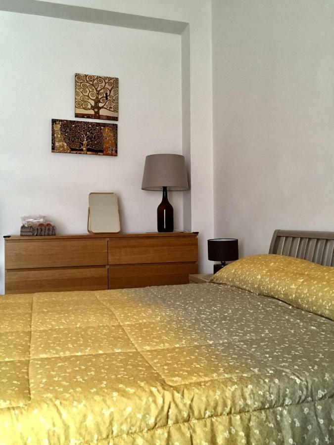 Blackboard House Otel Bari Dış mekan fotoğraf